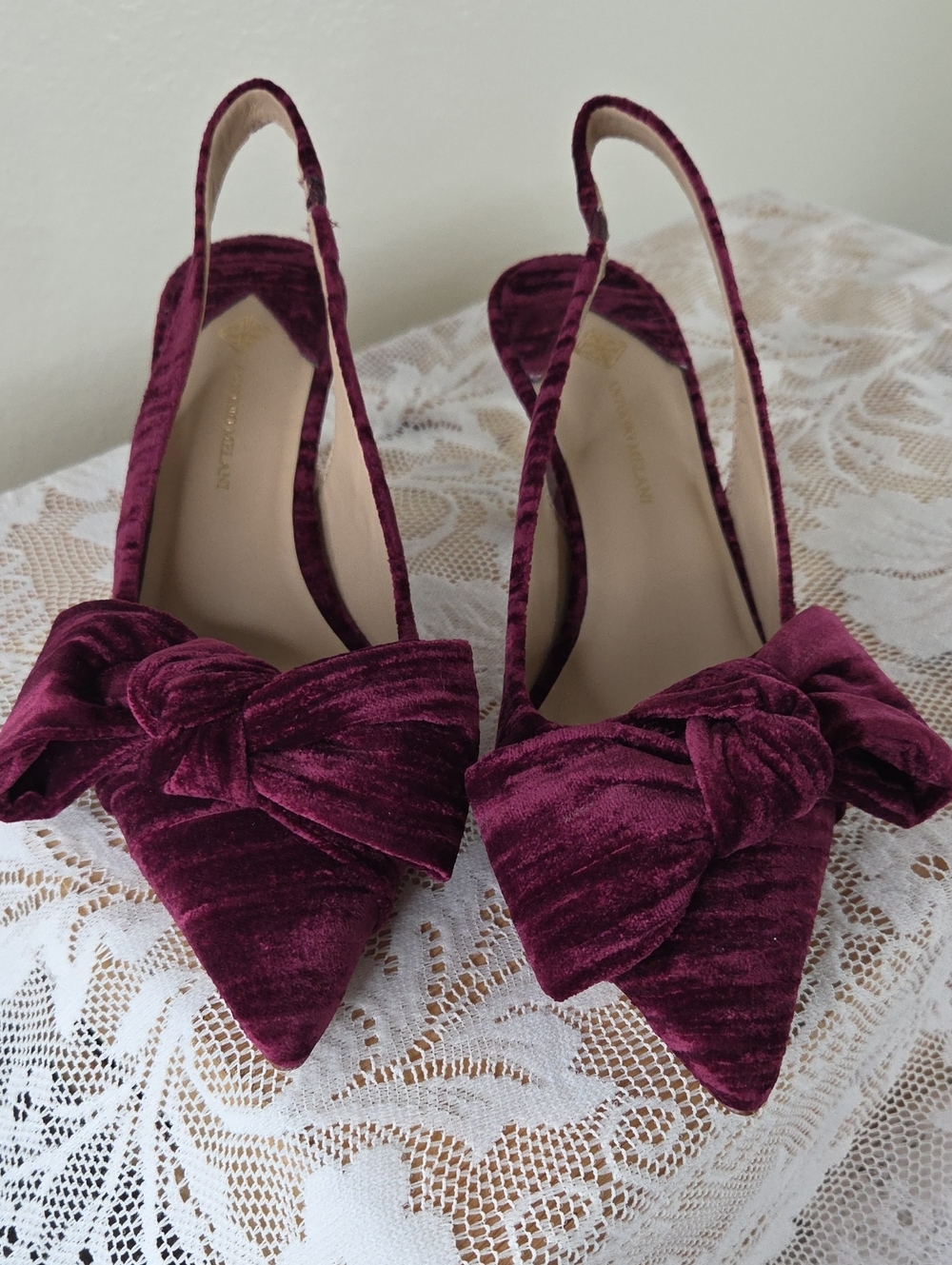 ANTONIO MELANI Velvet Bow Pointed Slingback Heels in Burgundy 8M NWT $129.00